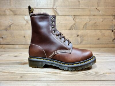 DR MARTENS: Serena (Dark Brown)
