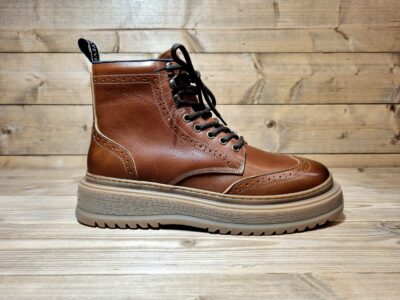 SNEAKY STEVE: Slack (Cognac)